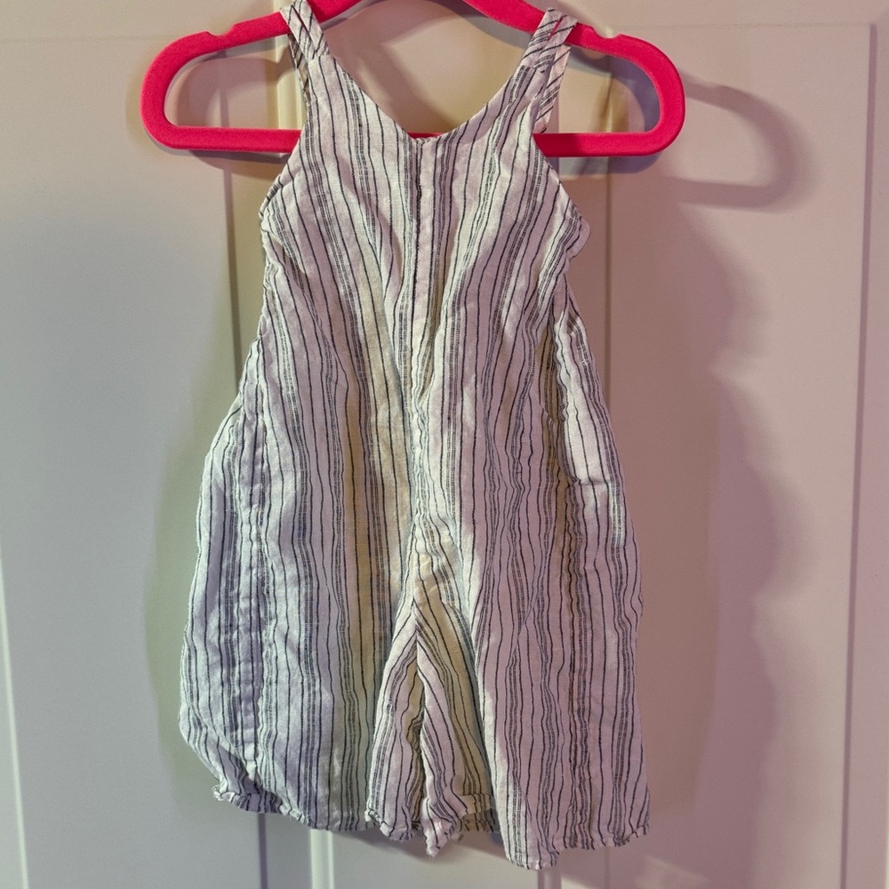 Banana Republic Baby 100% Linen Romper 3-6 months